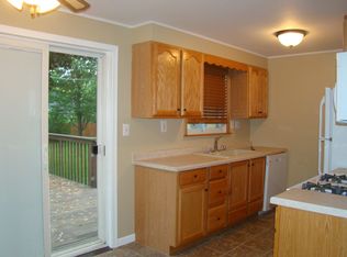 211 Kansas St, Geneva, IL 60134