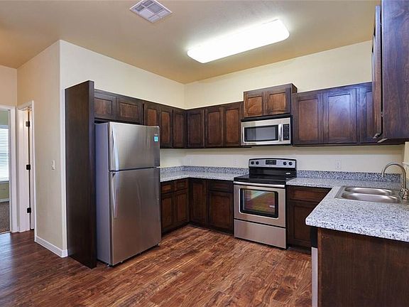 2nd image of 5570 Confetti Dr APT 24