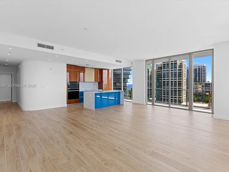 2678 Tigertail Ave #1001 — Photo 4