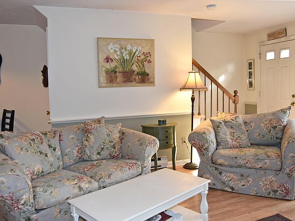 5th image of 248 Camp St APT G5