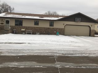 709 15th St W, Williston, ND 58801