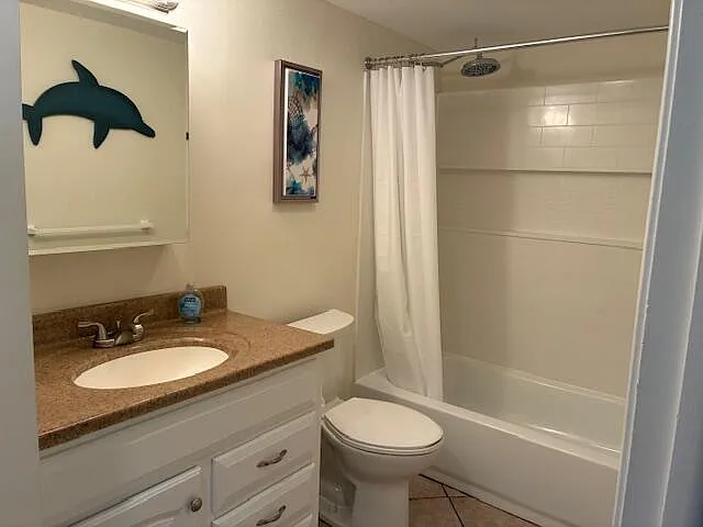 689 NE 6th Ct #404 — Photo 21