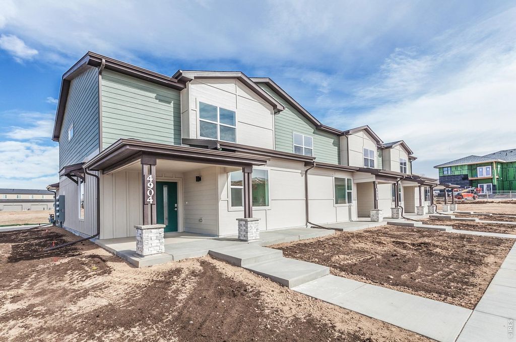 4912 Autumn Leaf Dr