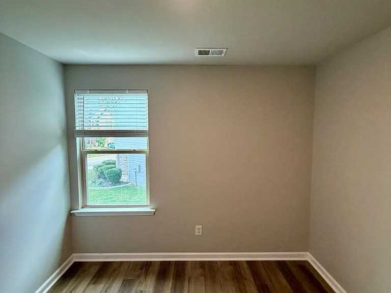 3128 Baylor Cir — Photo 23