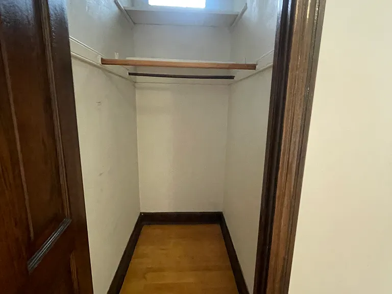 608 S Grove Ave #1 — Photo 10