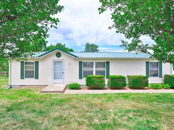 45 Highlander Ct, Warsaw, KY 41095