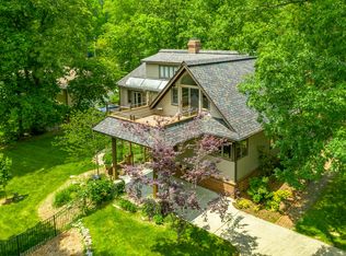 105 South Dr, Signal Mountain, TN 37377