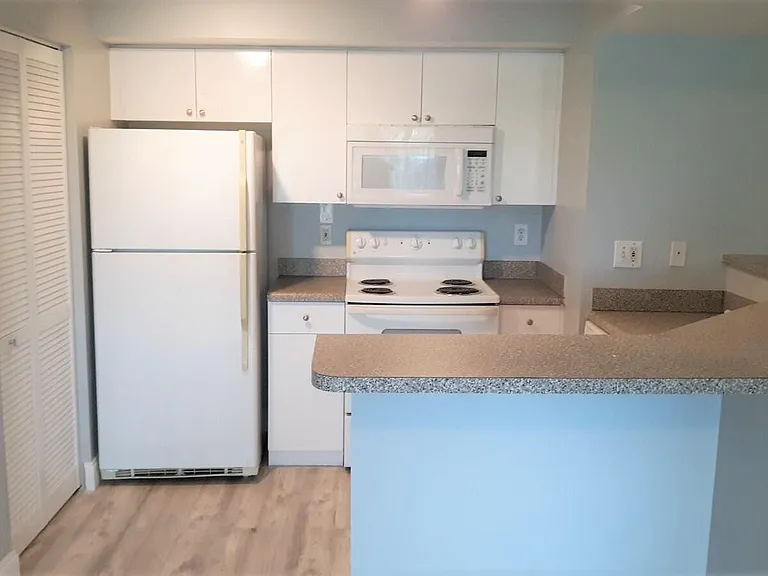 3818 NW Adriatic Ln #1-308 — Photo 3