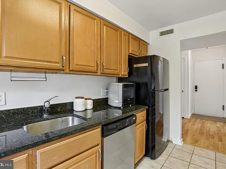 8205 Grubb Rd #101 — Photo 11
