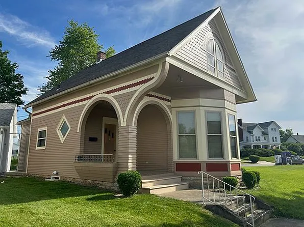 607 W Auglaize St, Wapakoneta, OH 45895