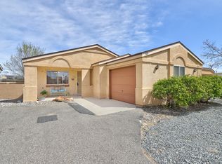 812 Rebecca Loop NE, Rio Rancho, NM 87144