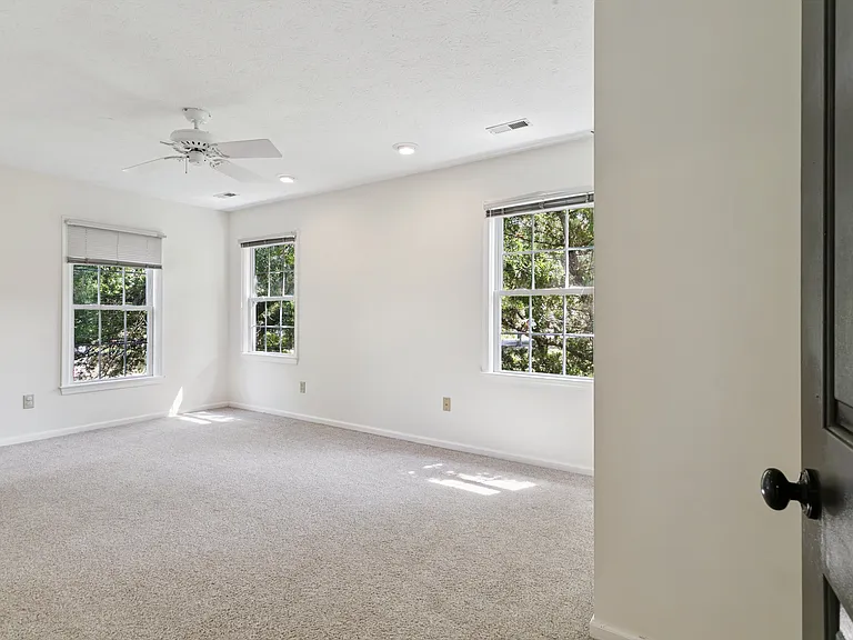 3517 Mott Ln — Photo 50