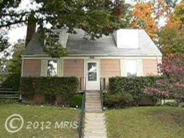 4955 25th St S, Arlington, VA 22206