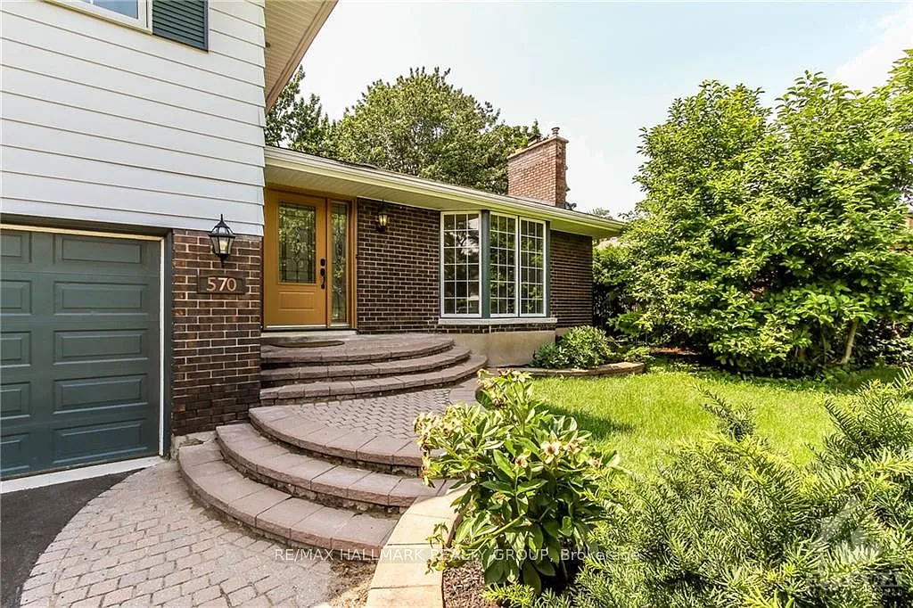 4 bed, $3,650 — Photo 2
