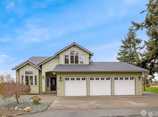 2255 Aviator Lane, Oak Harbor, WA 98277