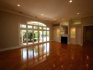 3rd image of 311 Sunflower Ave