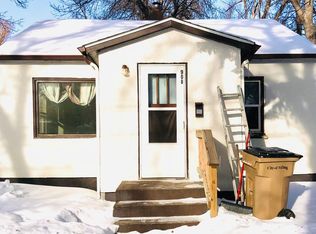 908 10th Ave NW, Minot, ND 58703