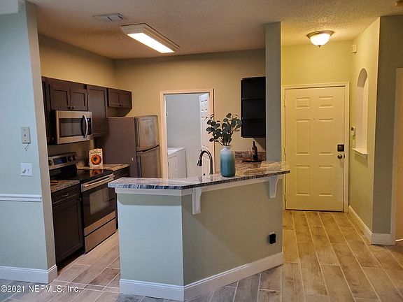 2nd image of 10000 GATE Parkway #2023