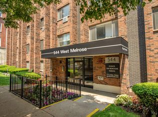 544 W. Melrose, Chicago, IL 60657
