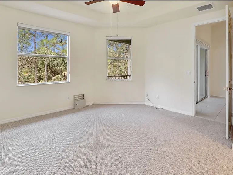 1445 Mariposa Cir — Photo 15