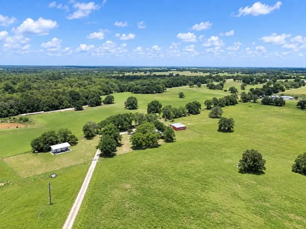 11009 N Highway 77, Lexington, TX 78947