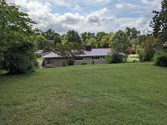 3rd image of 3313 Valley Forge Dr