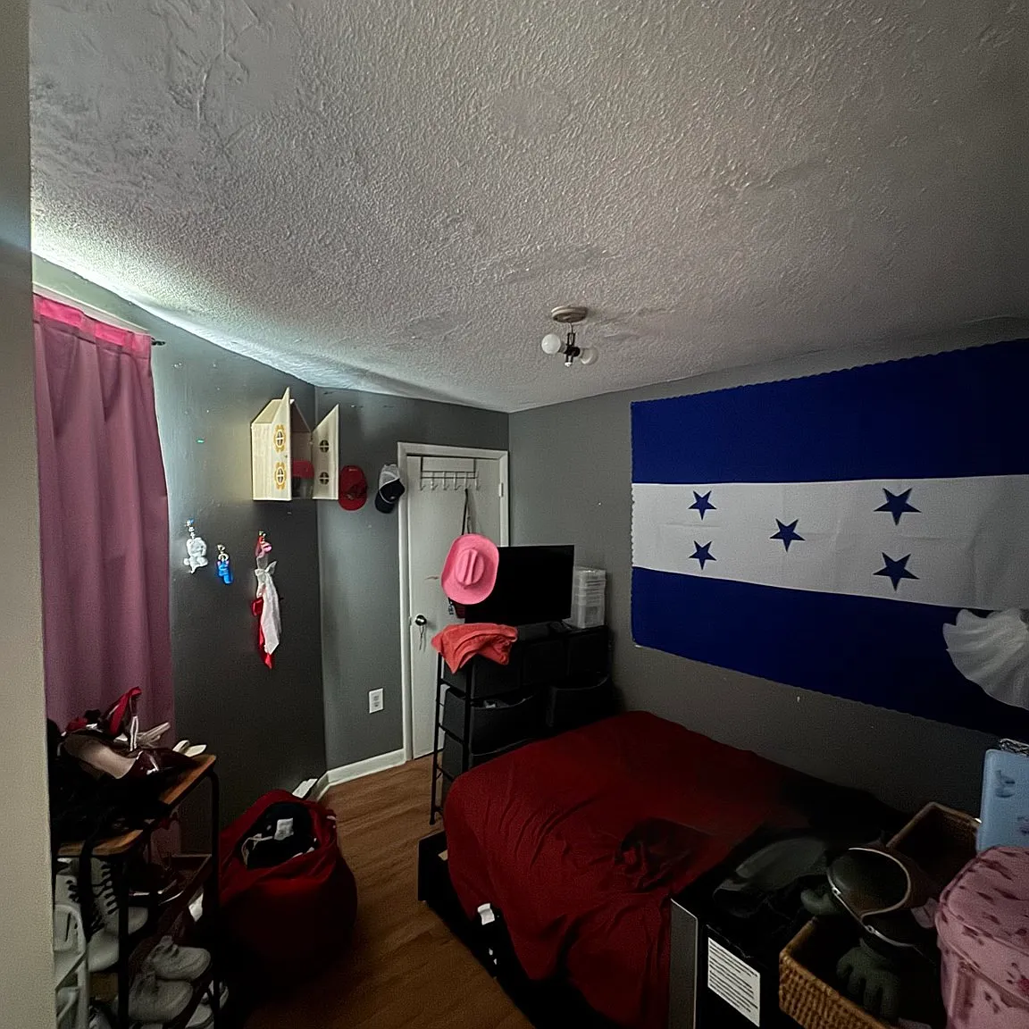 2 bed, 1.0 bath, 625 sqft, $2,000 — Photo 1