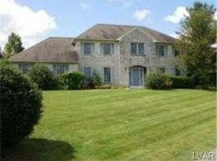 1602 Pleasant Cir, Macungie, PA 18062
