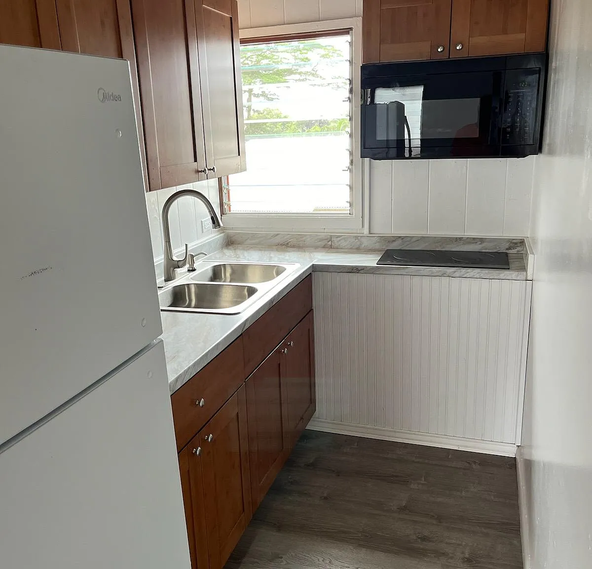 Studio, 300 sqft, $1,250 — Photo 1