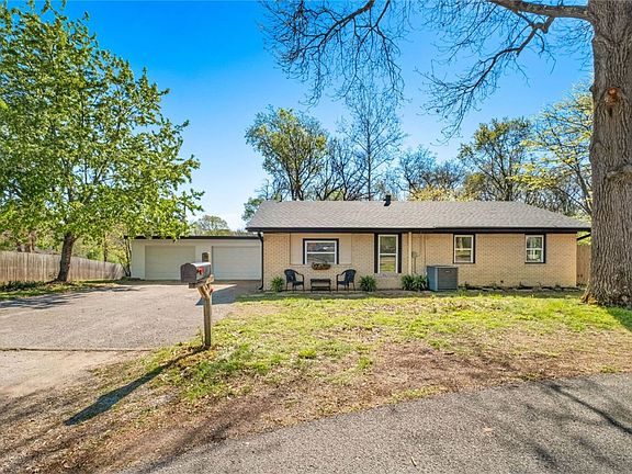 4th image of 1280 Coler Dr