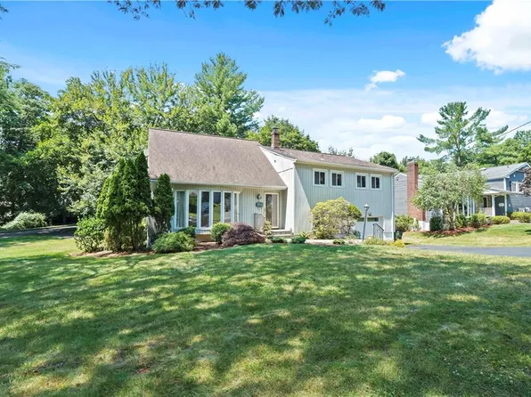 8 Covent Place, Hartsdale, NY 10530