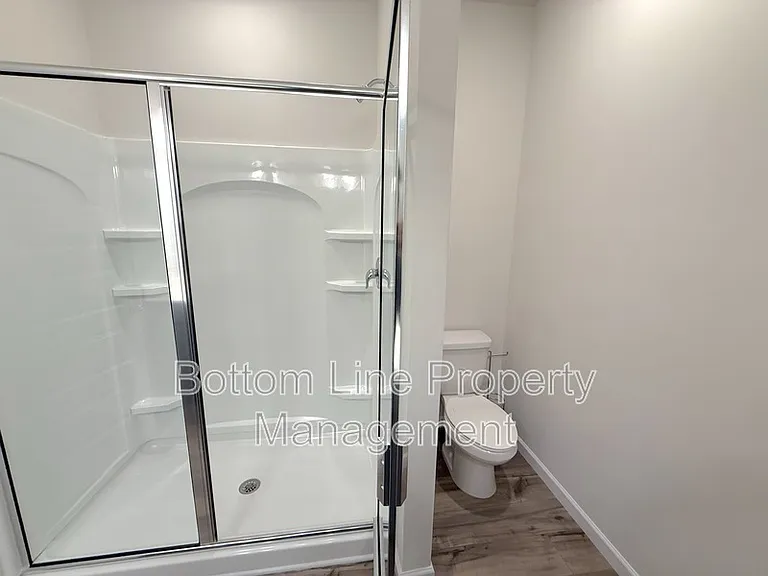 2735 Winn Mill Dr — Photo 18