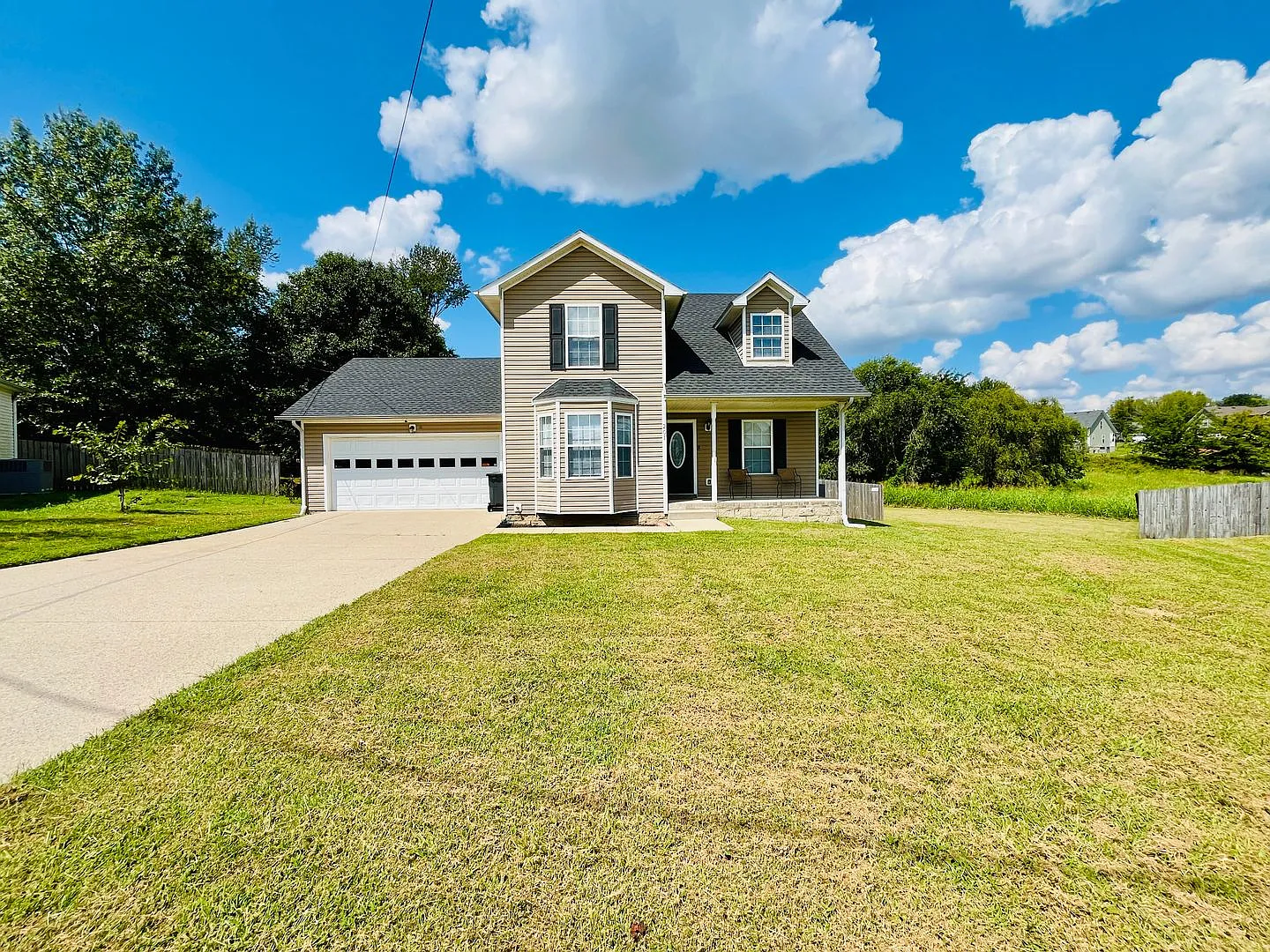 Large Home Coming Soon! Close to Fort Campbell with Large Fenced Yard — Photo 1