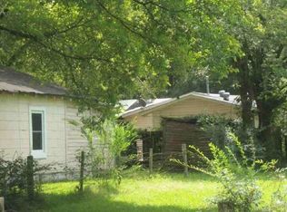 301 Armstrong St, Batesville, MS 38606