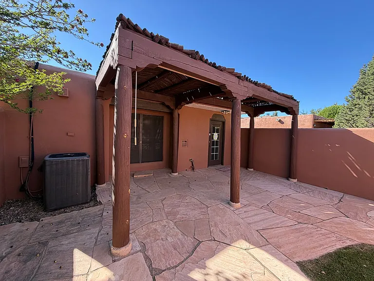 2 Cochiti Trl — Photo 3