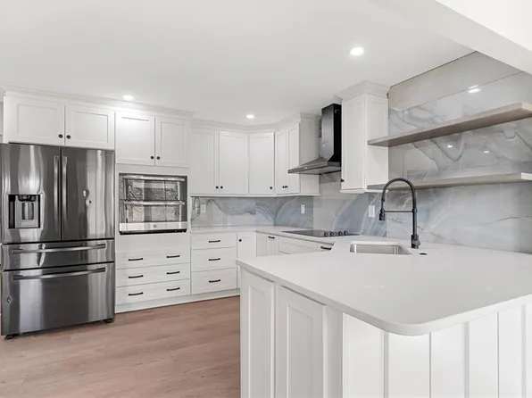 6823 Winchester Ave, Kansas City, MO 64133