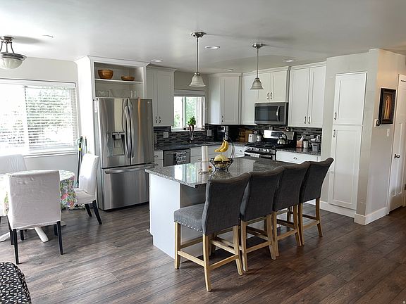 4th image of 2444 Quail Run Dr