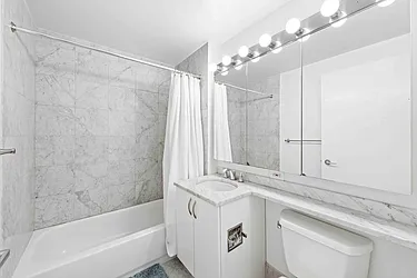 Rented by Nest Seekers International