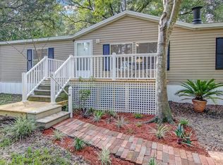 5557 Lannie Rd, Jacksonville, FL 32218