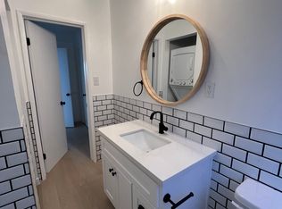 211 San Vicente Blvd APT 19, Santa Monica, CA 90402