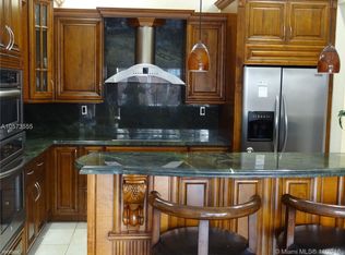 8914 NW 145th St, Miami Lakes, FL 33018