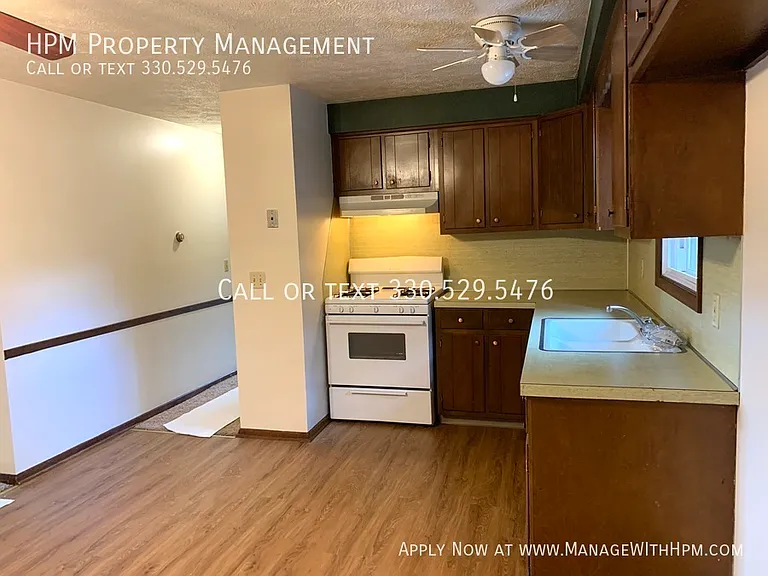 3350 Mollane St NW — Photo 9