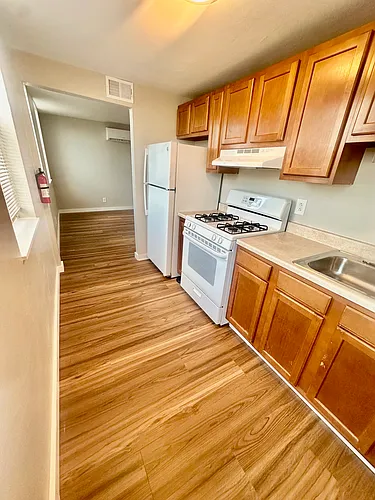 321 Ella St Photo 1