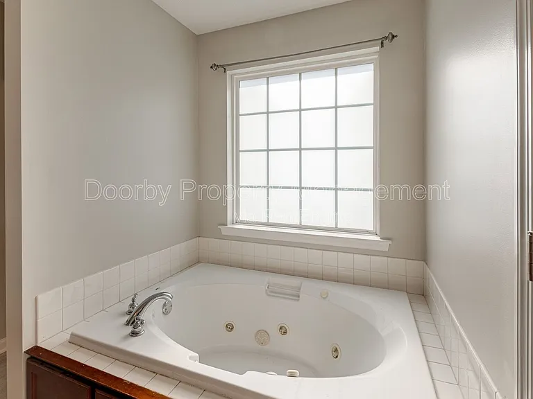 7420 Salmon Ln — Photo 21