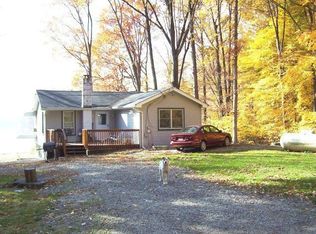 135 Demarest Rd, Bloomingdale, NJ 07403