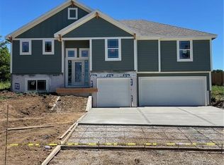 12504 Adam St, Excelsior Springs, MO 64024