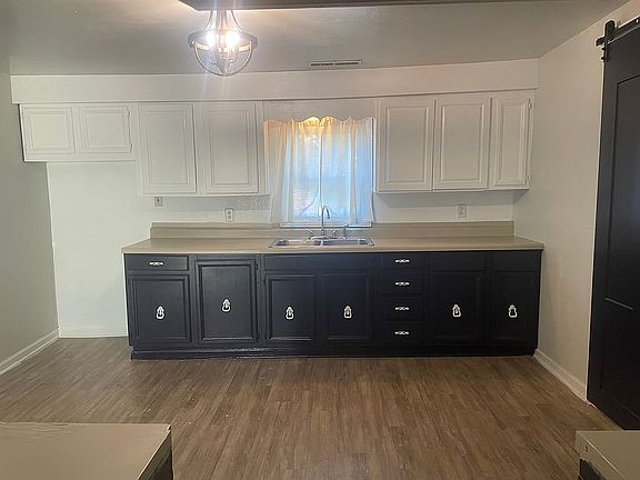 Kitchen facing sink window