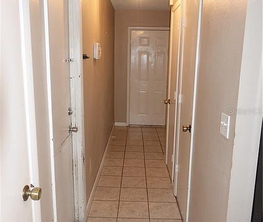 4th image of 427 Long Dr