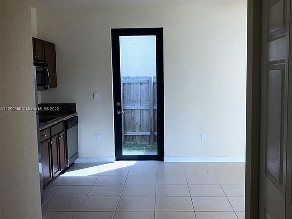 4th image of 3688 SE 2nd Dr #0