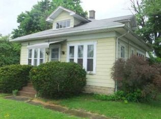 5086 Troy Rd, Springfield, OH 45502